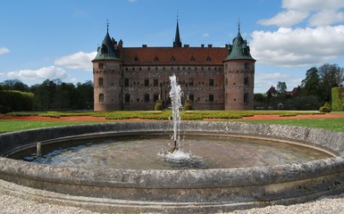 Castello con fontana