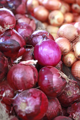 market onions