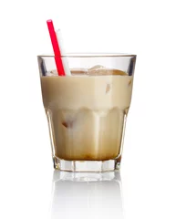 Crédence de cuisine en verre imprimé Cocktail Alcohol cocktail 'white russian' isolated on white