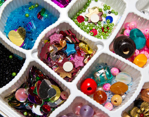 decorative objects to make bracelets and necklaces