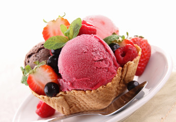 ice cream dessert