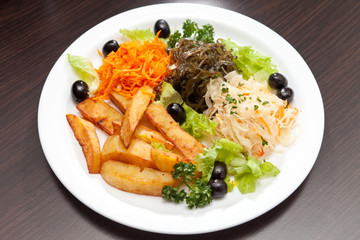 roasted potatoes with vegetables