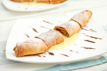 Apple strudel