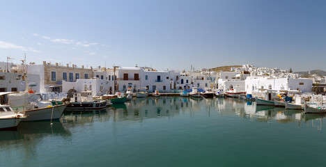 Fototapeta na wymiar port Nausie island, Grecja