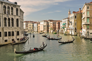 Obraz na płótnie Canvas Gondole PRZEZ Grand Canal, Wenecja