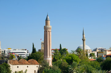 Fototapeta na wymiar Meczet w Antalii