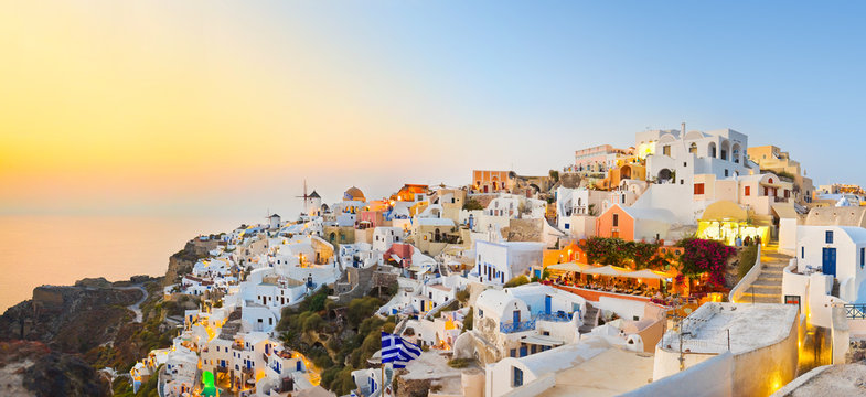 Santorini sunset (Oia) - Greece © Nikolai Sorokin