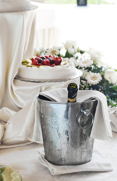 Champagne in un secchio