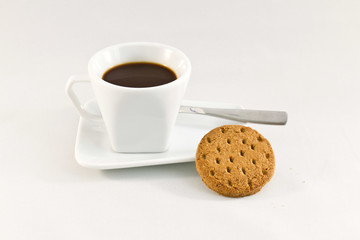 Caffe su fondo bianco