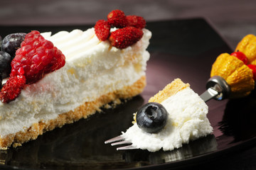 red fruits yogurt cake