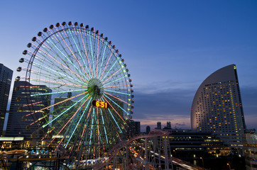 横浜みなとみらい２１の夕景