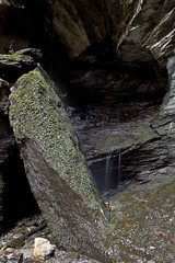 Grotte, Orridi di Uriezzo con cascatella