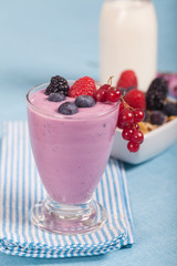 Yogurt with berries