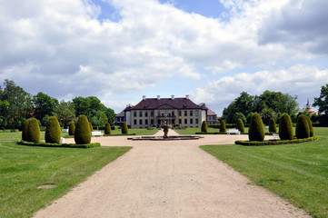 Schloss Oranienbaum Parkseite - obrazy, fototapety, plakaty