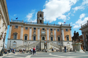 Fototapeta na wymiar Piazza del Campidoglio i pomnik Marka Aureliusza, Rzym