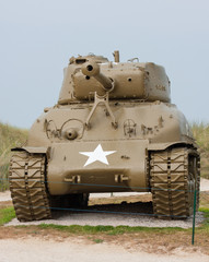 Fototapeta premium Tank Sherman exposé à Utah Beach