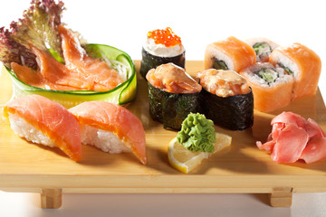 Japanese Cuisine - Sushi Set