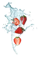 Küchenrückwand glas motiv Spritzendes Wasser Erdbeere