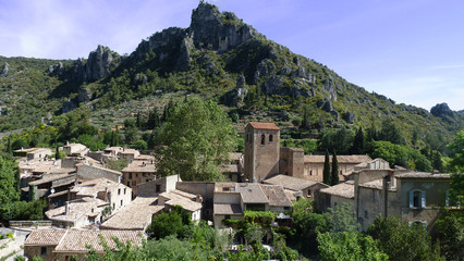 Saint Guilhem le Désert © B. Piccoli