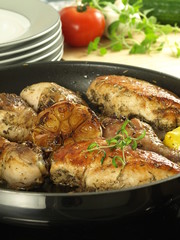 Chicken and garlic, closeup