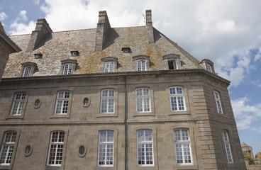 Fototapeta na wymiar Townhouse w Saint-Malo