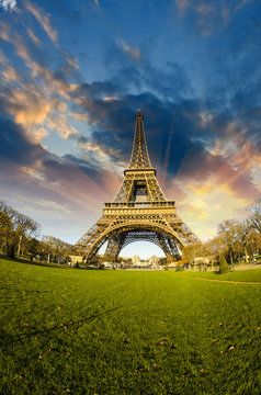 Front view of Eiffel Tower from Champ de Mars