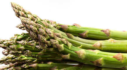 bunch of green asparagus
