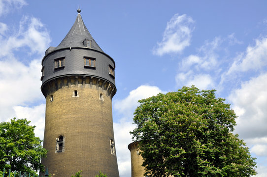Historischer Wasserturm von 1902 in Leipzig M&ouml;ckern