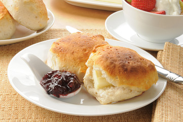 Hot biscuits iwth blueberry jam