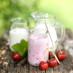 Kirschjoghurt
