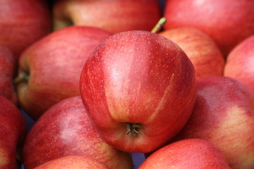 Fototapeta na wymiar Apples for sale on the market