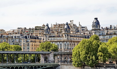 Fototapeta premium Immeubles parisiens