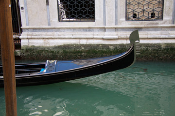 Fototapeta na wymiar gondola a Venezia