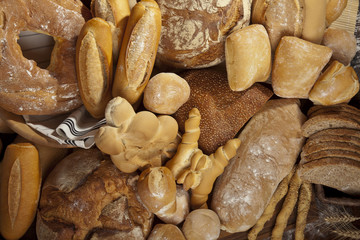 pane cotto al forno, assortimento