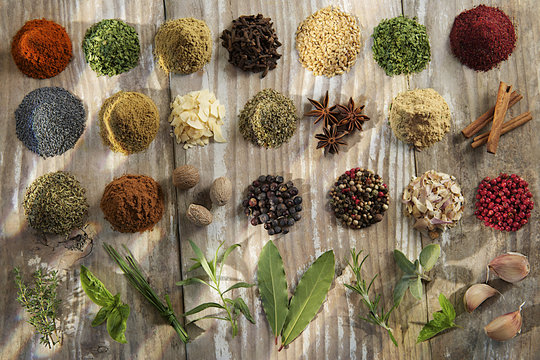Cuisine - &Eacute;pices & Aromates