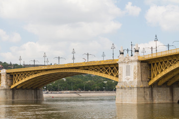 Fototapeta premium Scenic view of the recently renewed Margit bridge in Budapest.