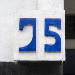 Nr. 75