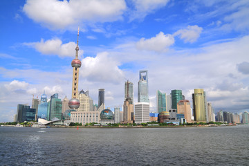 Obraz premium Clear Skies cityscape architecture backgrounds skyline