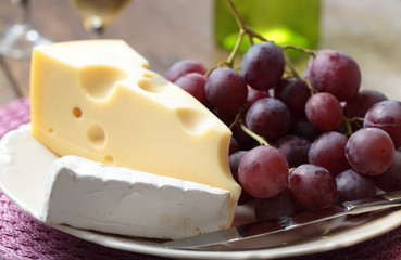 Grapes and cheese