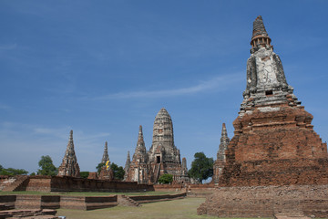 Fototapeta premium Chaiwattanaram temple in Ayutthaya Historical Park , Thailand
