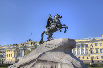 Fototapeta na wymiar Bronze Horseman - pomnik w St Petersburg, Rosja