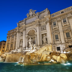 Fototapeta na wymiar Night image of Trevi Fountain, Rome - Italy