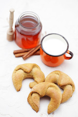 yeast cinnamon croissant