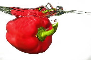 Red pepper splash - obrazy, fototapety, plakaty