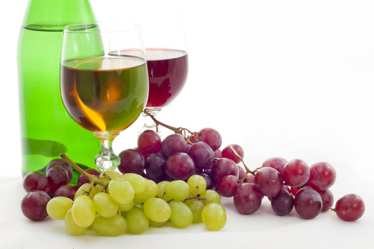 wine red and white with grapes