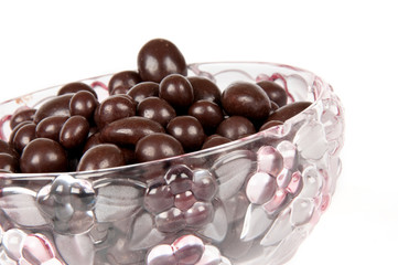 raisins in chocolate