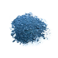 blue eyeshadows
