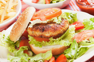 Vegetarian burger with fresh vegetables