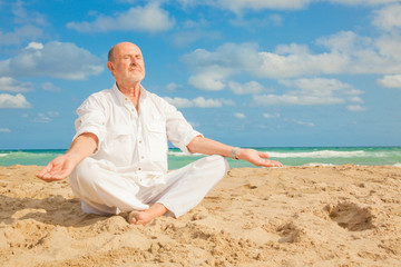 balance senior male