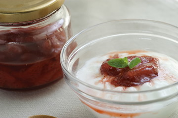 ストロベリーヨーグルト